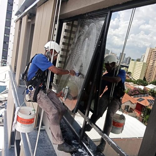 Limpeza de Vidros no Rapel